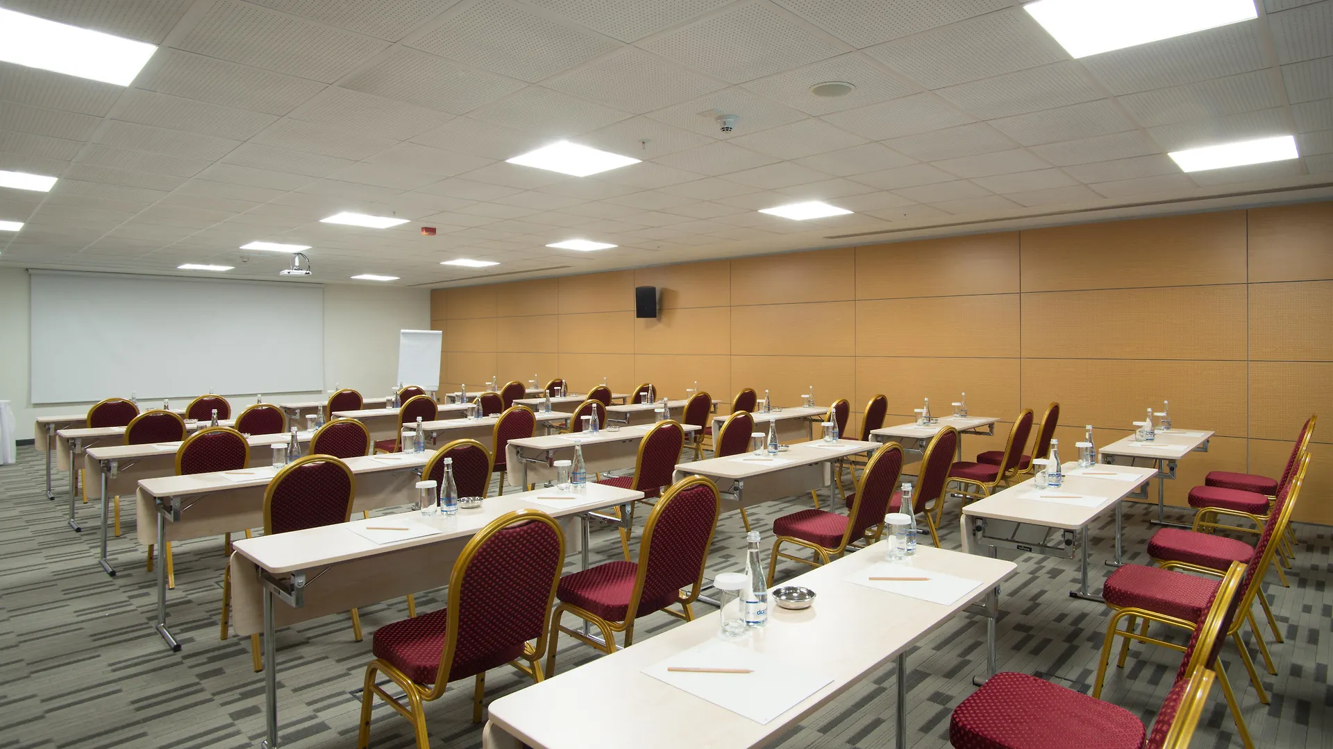 Tav Airport Hotel Izmir